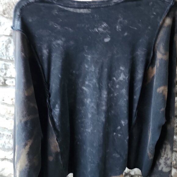 Gun N Rosed Upcycled Sweatshirt Tee - Picture 2 of 2